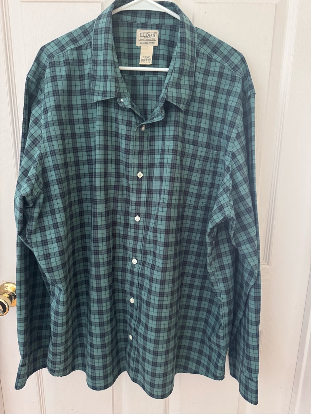 L.L. Bean Men's Teal and Black Plaid Button-Up Shirt-Size 2XL